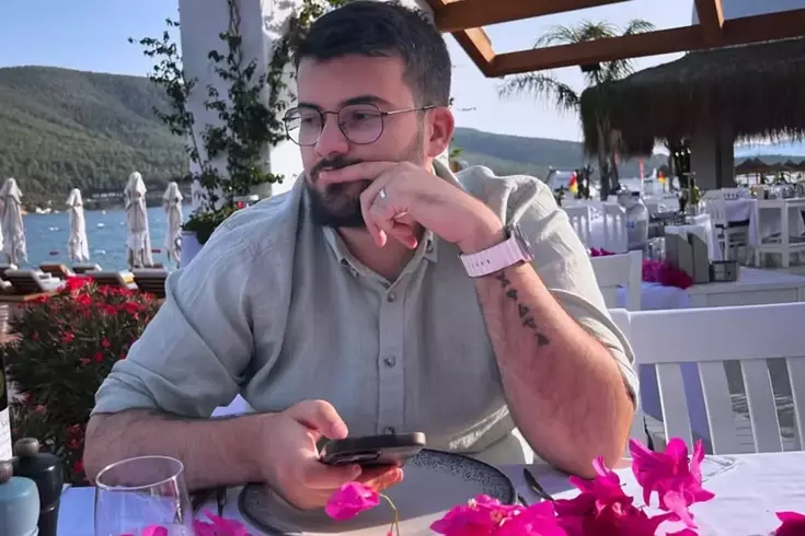 12 kattan düşen yayıncı Oğuzhan Dalgakıran’ın son görüntüleri ortaya çıktı