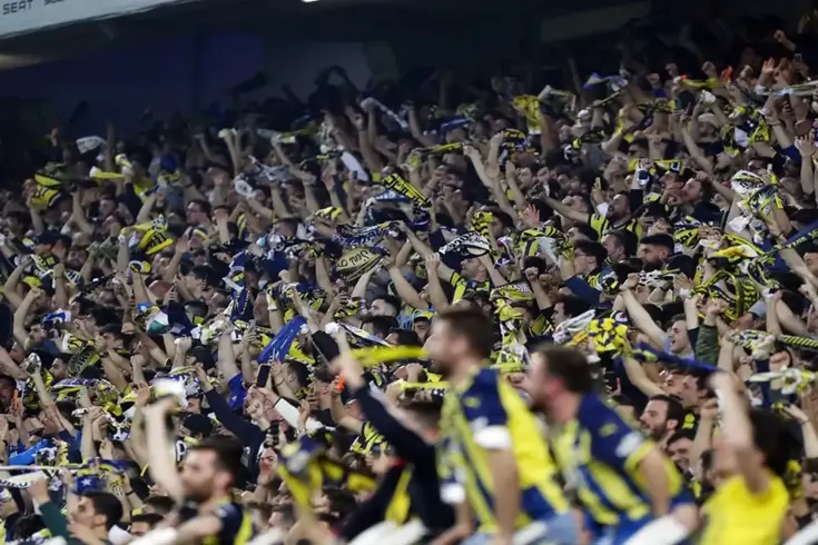 Ali Koç kesenin ağzını açtı! Fenerbahçe’ye Premier Lig’den yıldız
