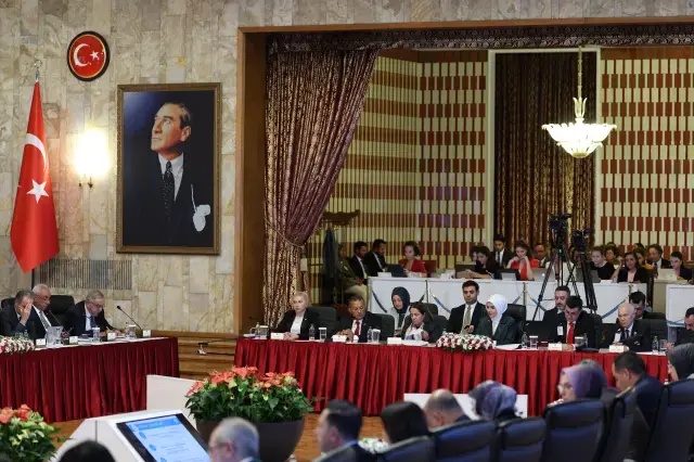 Terörsüz Türkiye komisyonunda Diyarbakır Anneleri dinlendi