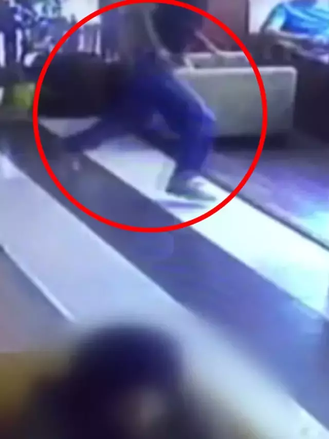 Bir anda koşarak kafenin birinci katından aşağı atladı
