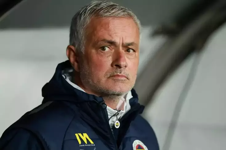 Mourinho yine Fener’i küçümsedi! Benfica maçı öncesi olay sözler