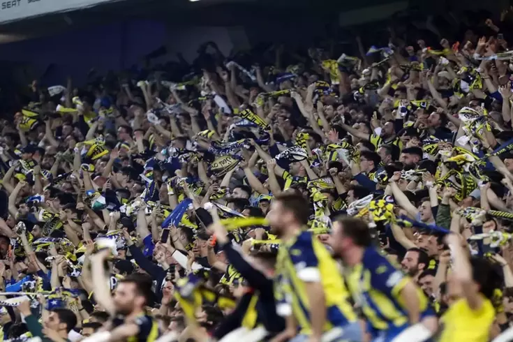 Sessiz sedasız geldi! Fenerbahçe’nin yeni yıldızı gece yarısı İstanbul’a indi