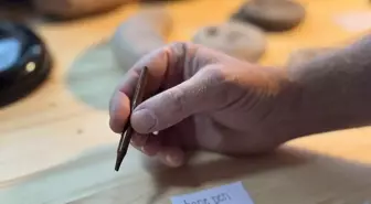 Türkmen Karahöyük’te 4 Bin Yıllık Mühür ve 2 Bin Yıllık Kalem Bulundu