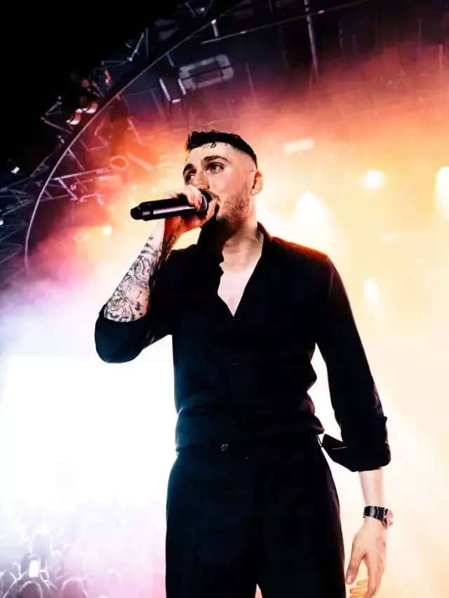Ünlü rapçi Blok3 koruma ordusuyla konser alanına girdi